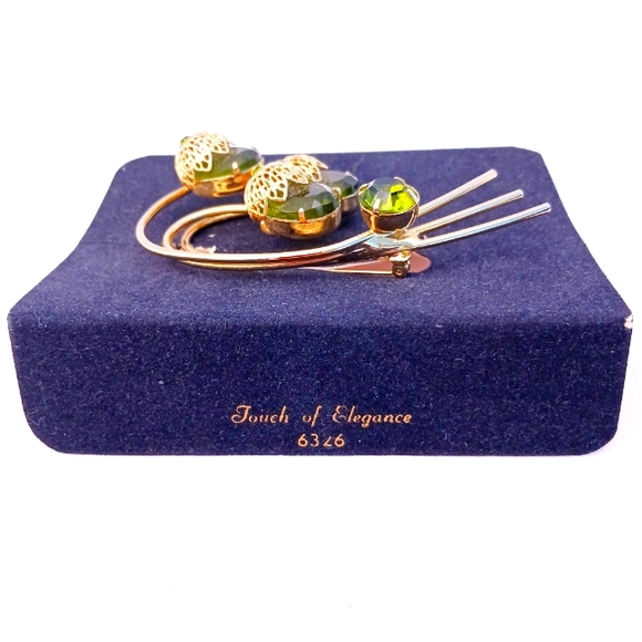 FALL ACORNS BROOCH EARRINGS original box green goldtone Signed Sarah Coventry - Picture 4 of 14